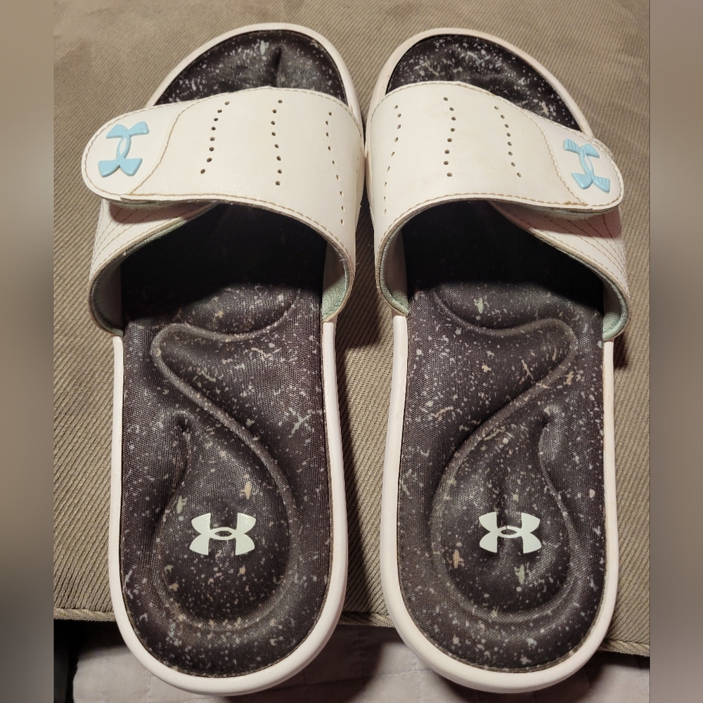 Under Armour White and Black Slides with Light Blue Logo - Picture 2 of 4
